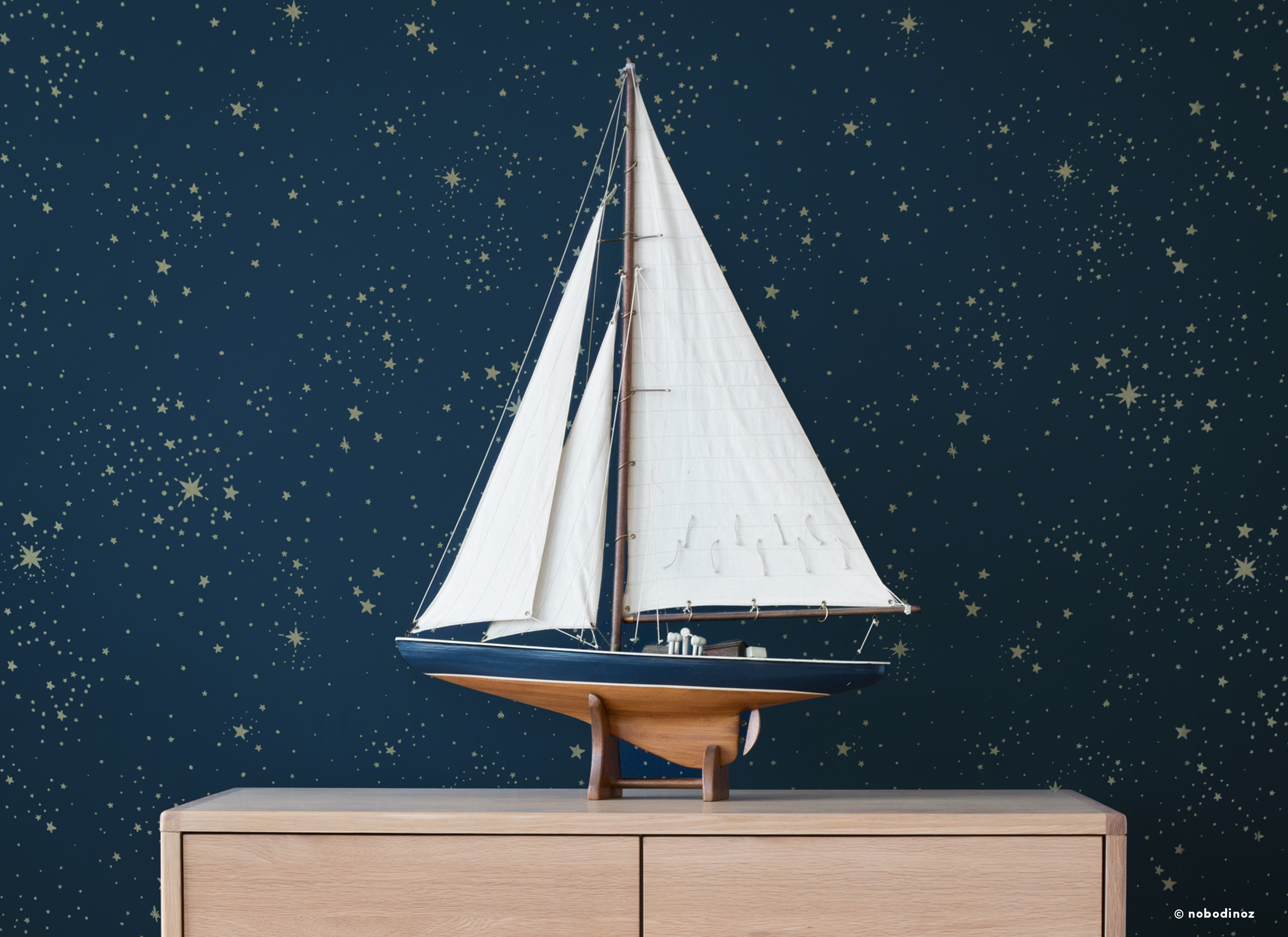 mood-nobodinoz-wallpaper-goldstella-nightblue-boat-copyright